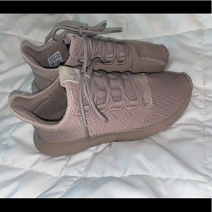 Adidas tubular shadow j size 5.5 woman 4 men